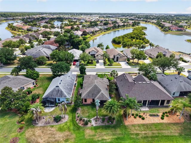 2327 WAKEFIELD WAY, Mount Dora, FL 32757