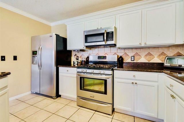 11902 Solon Springs Drive, Tomball, TX 77375