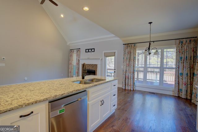 13 Farm View Court NW, Rome, GA 30165