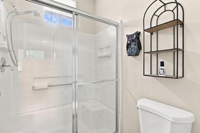 9389 Laguna Pointe Way, Elk Grove, CA 95758