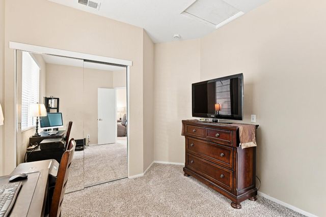 9389 Laguna Pointe Way, Elk Grove, CA 95758