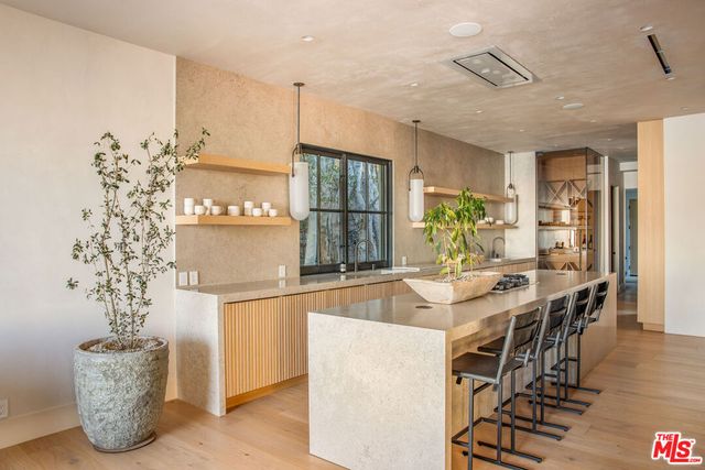 24824 Pacific Coast Highway, Malibu, CA 90265