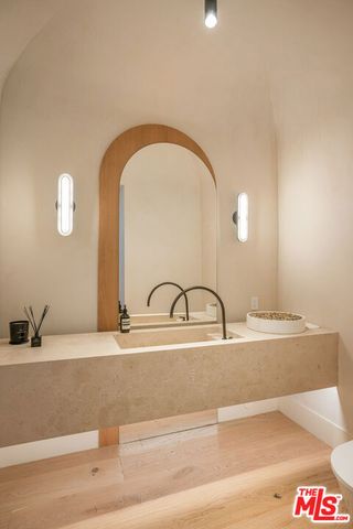 24824 Pacific Coast Highway, Malibu, CA 90265