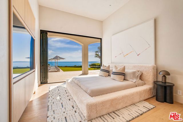 24824 Pacific Coast Highway, Malibu, CA 90265