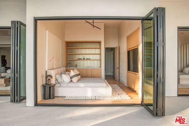 24824 Pacific Coast Highway, Malibu, CA 90265