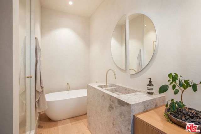 24824 Pacific Coast Highway, Malibu, CA 90265