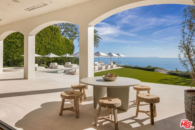 24824 Pacific Coast Highway, Malibu, CA 90265