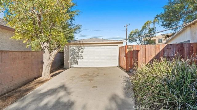 5303 E Brockwood, Long Beach, CA 90808