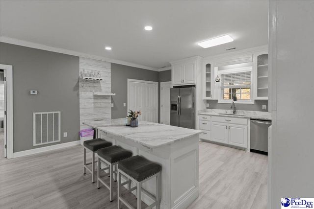 528 Azalea Drive, Lake City, SC 29560