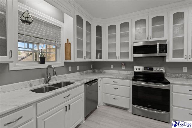 528 Azalea Drive, Lake City, SC 29560