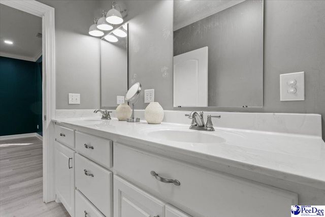 528 Azalea Drive, Lake City, SC 29560