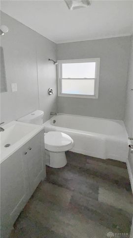 59 Kiser Drive, Tipp City, OH 45371