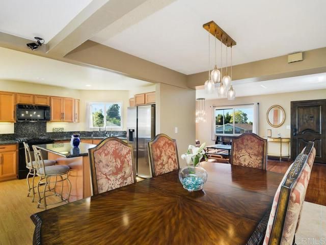 511 Hilltop Dr, Chula Vista, CA 91910