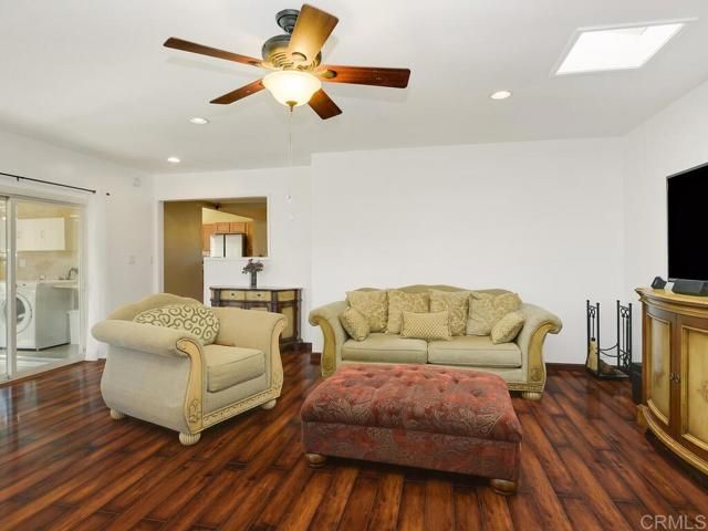 511 Hilltop Dr, Chula Vista, CA 91910