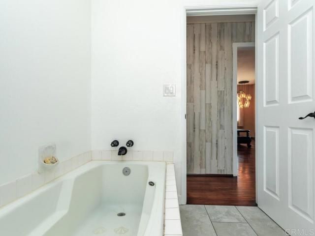 511 Hilltop Dr, Chula Vista, CA 91910