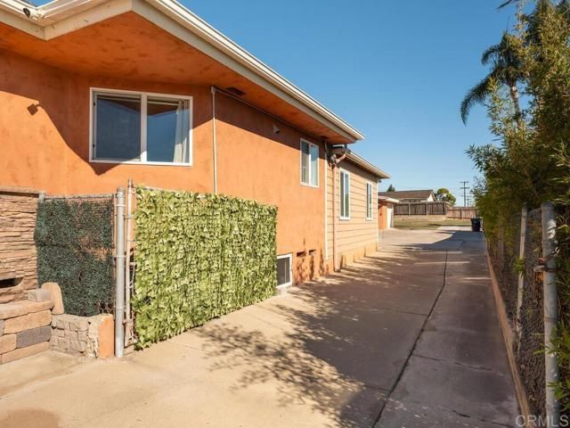 511 Hilltop Dr, Chula Vista, CA 91910