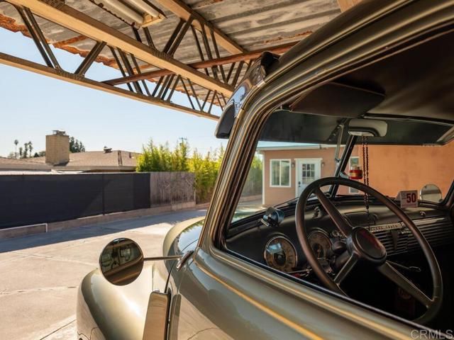 511 Hilltop Dr, Chula Vista, CA 91910