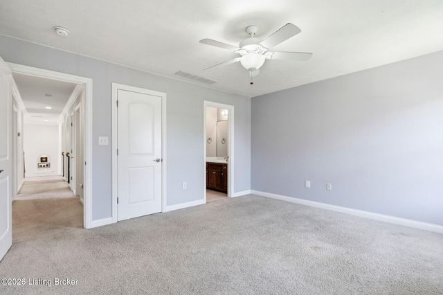 447 Heritage Hill Pkwy, Shepherdsville, KY 40165