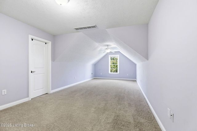 447 Heritage Hill Pkwy, Shepherdsville, KY 40165