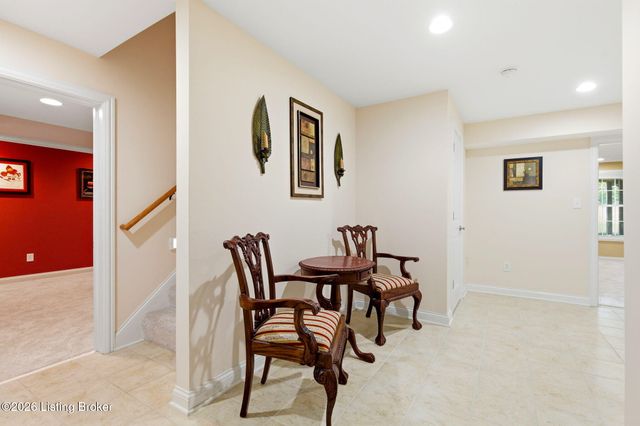 447 Heritage Hill Pkwy, Shepherdsville, KY 40165