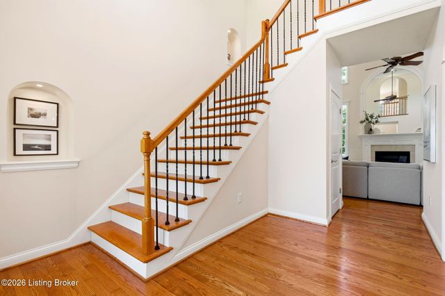 447 Heritage Hill Pkwy, Shepherdsville, KY 40165