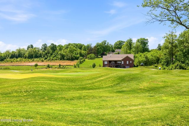 447 Heritage Hill Pkwy, Shepherdsville, KY 40165