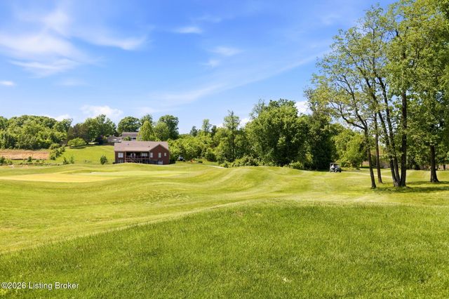 447 Heritage Hill Pkwy, Shepherdsville, KY 40165