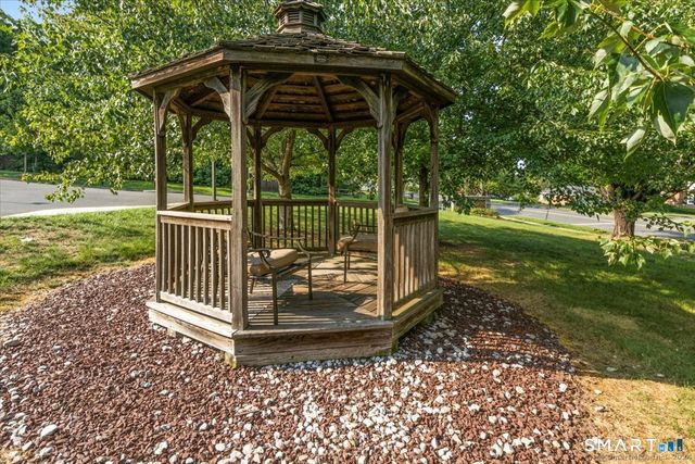 295 Ridge Road 8, Wethersfield, CT 06109