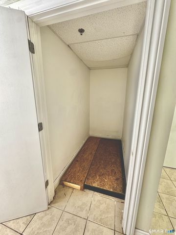 295 Ridge Road 8, Wethersfield, CT 06109