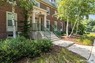 295 Ridge Road 8, Wethersfield, CT 06109