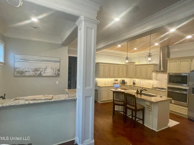 12682 Amory Avenue, Biloxi, MS 39532