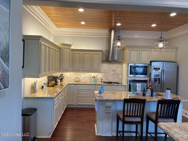 12682 Amory Avenue, Biloxi, MS 39532