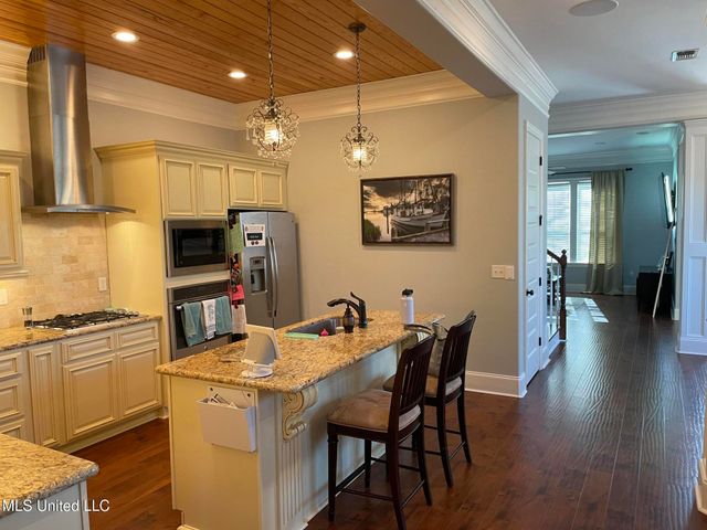 12682 Amory Avenue, Biloxi, MS 39532