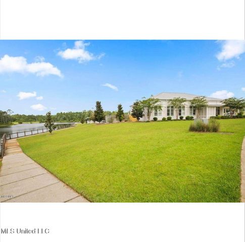 12682 Amory Avenue, Biloxi, MS 39532
