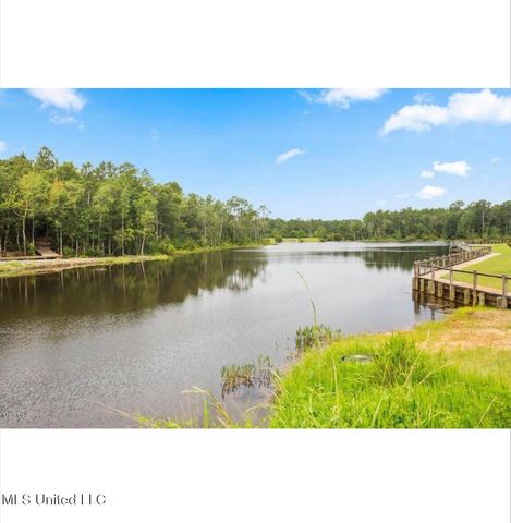 12682 Amory Avenue, Biloxi, MS 39532