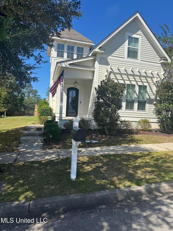 12682 Amory Avenue, Biloxi, MS 39532