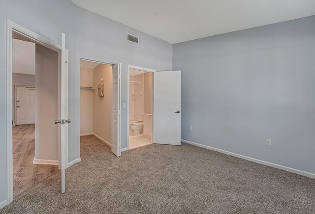 3810 N JOG Road 204, West Palm Beach, FL 33411