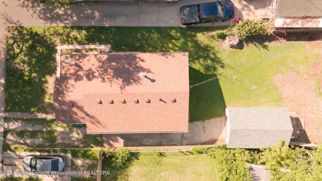 2112 Clifton Avenue, Lansing, MI 48910