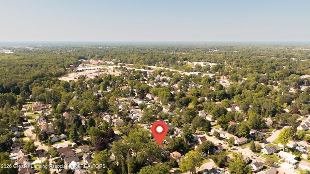 2112 Clifton Avenue, Lansing, MI 48910