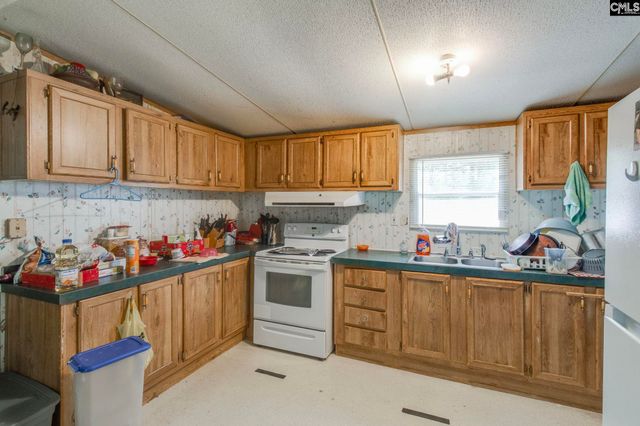 6131 Old Leesburg Road, Hopkins, SC 29061