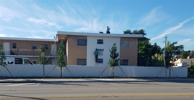 1880 NW 36th St, Miami, FL 33142