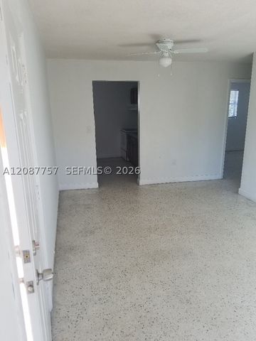 1880 NW 36th St, Miami, FL 33142