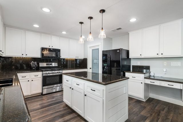 32848 Freesia, Temecula, CA 92592