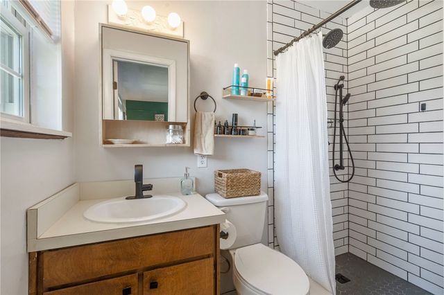 11322 SW Campbell Road, Fayetteville, AR 72701