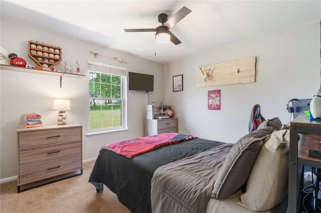 11322 SW Campbell Road, Fayetteville, AR 72701