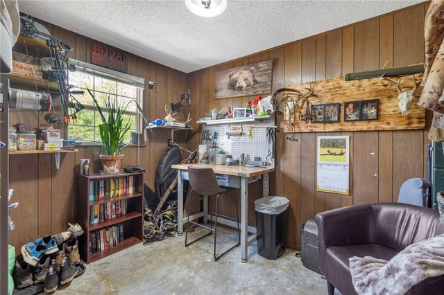 11322 SW Campbell Road, Fayetteville, AR 72701