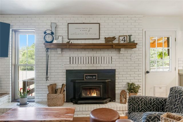 11322 SW Campbell Road, Fayetteville, AR 72701