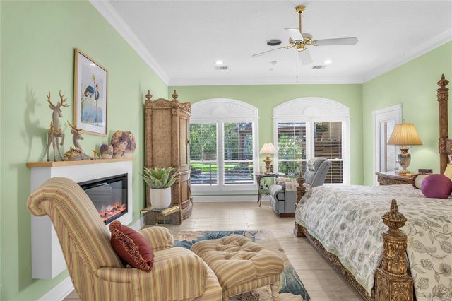 204 Oak Drive, Friendswood, TX 77546