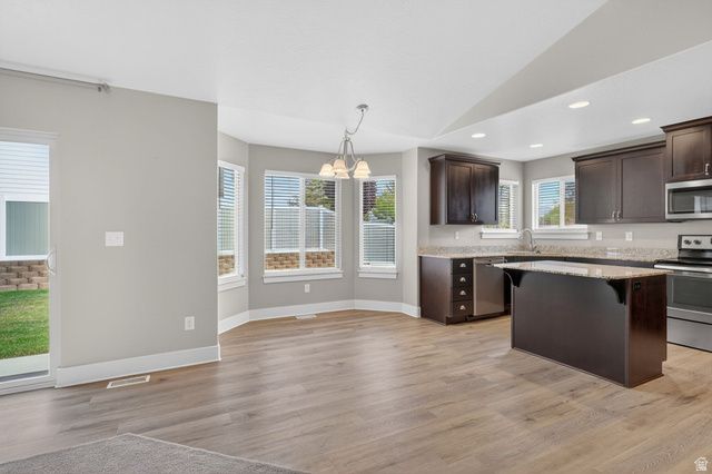 1118 N 580 E, Pleasant Grove, UT 84062