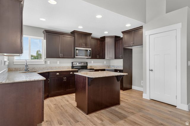 1118 N 580 E, Pleasant Grove, UT 84062